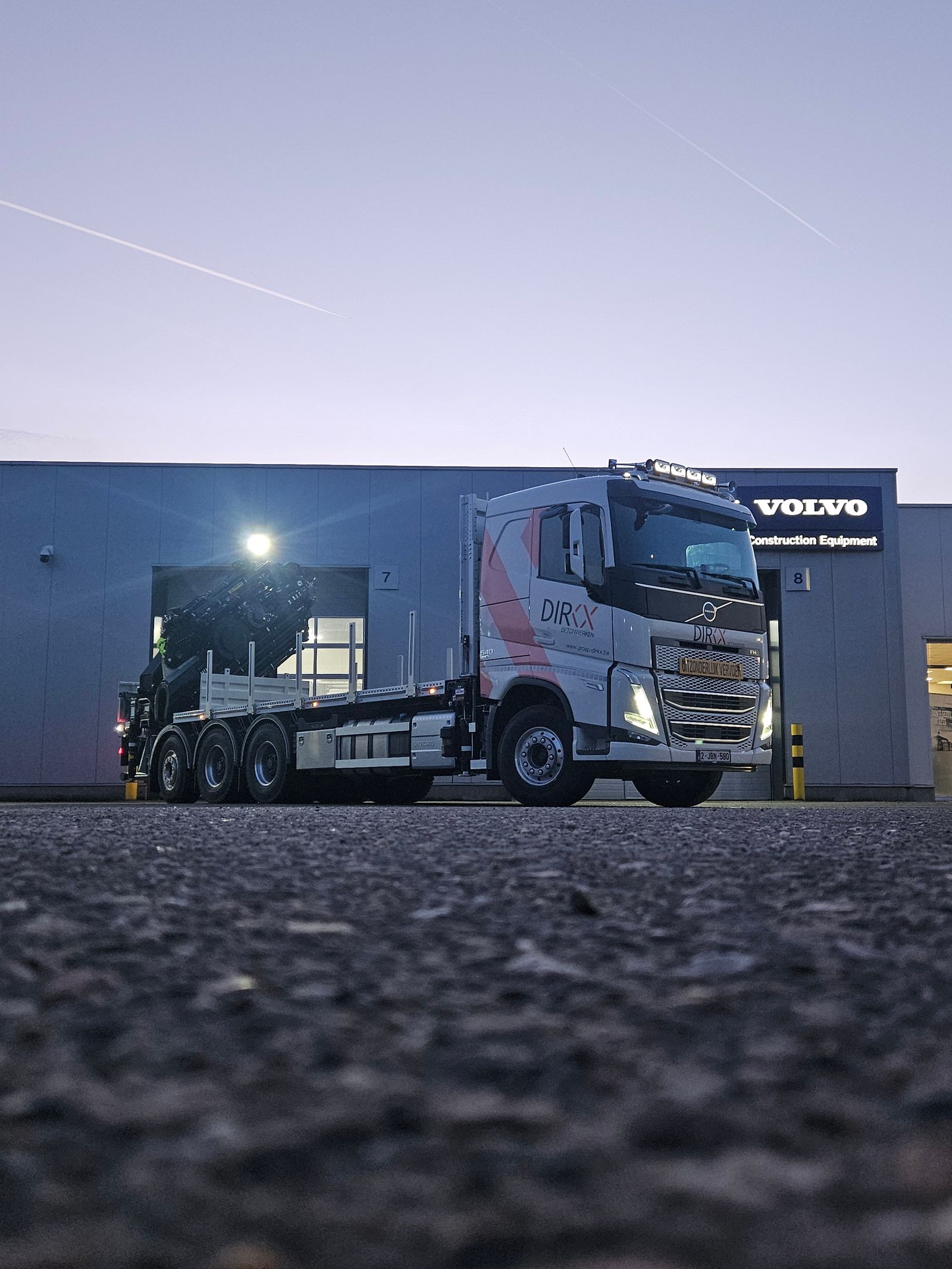 FH540 8X4 tridem voor Daan Dirkx uit Bree